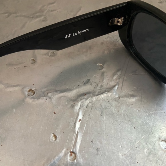 Le specs unreal sunglasses - Picture 2 of 4